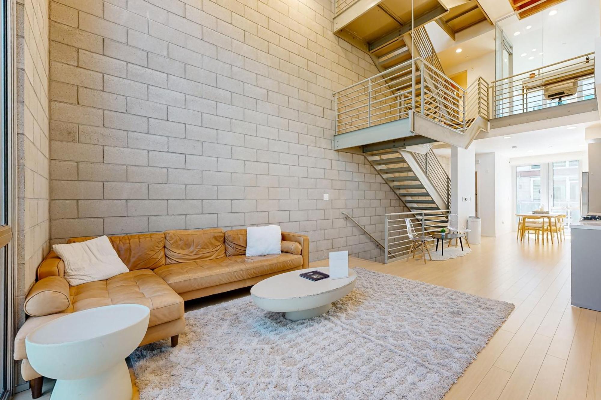 Modern Loft-Style Townhouse In Los Ángeles Exterior foto